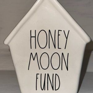 Honeymoon Bank